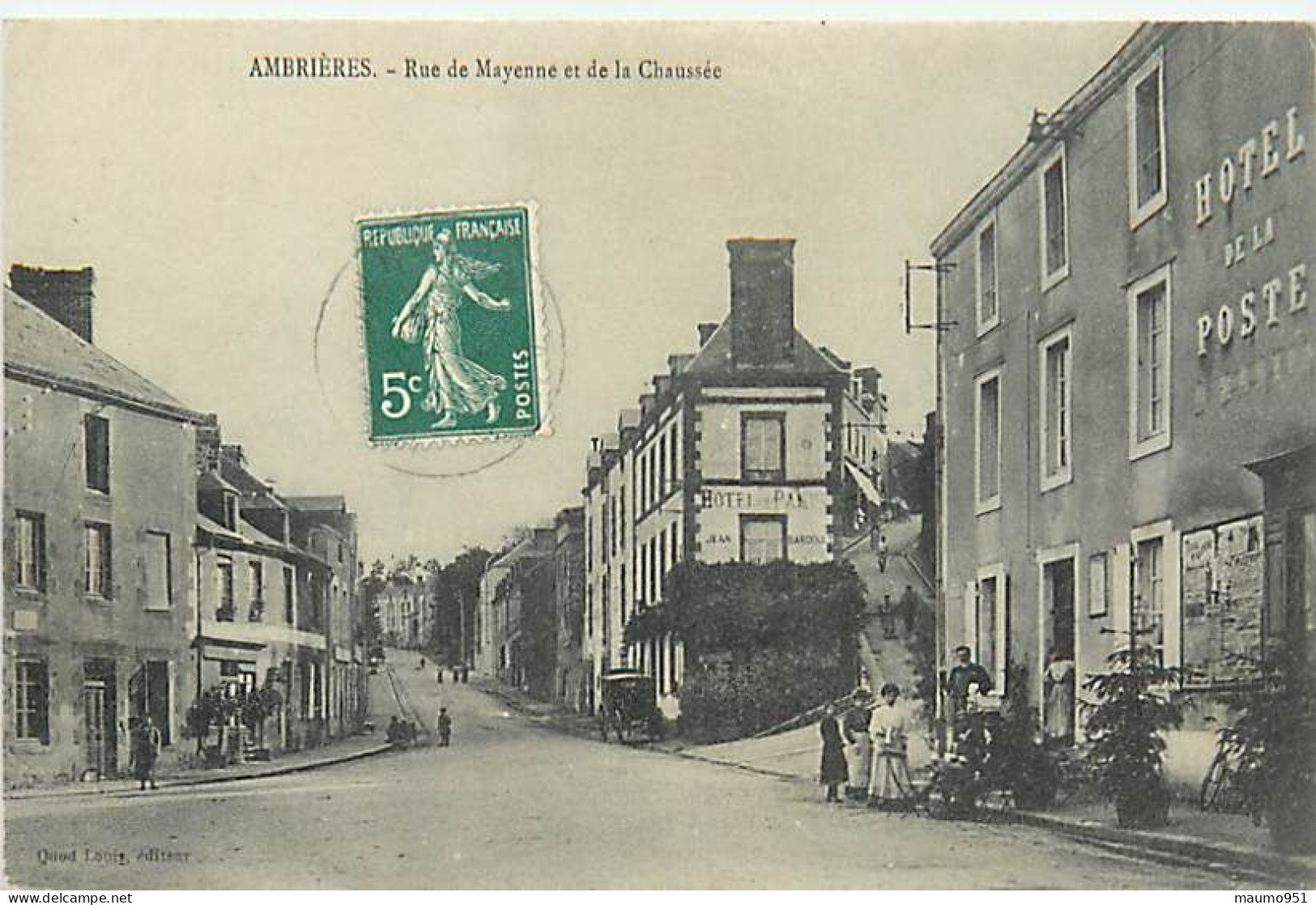 53 AMBIERES LES VALLEES - Rue De Mayenne Et De La Chaussée - Ambrieres Les Vallees