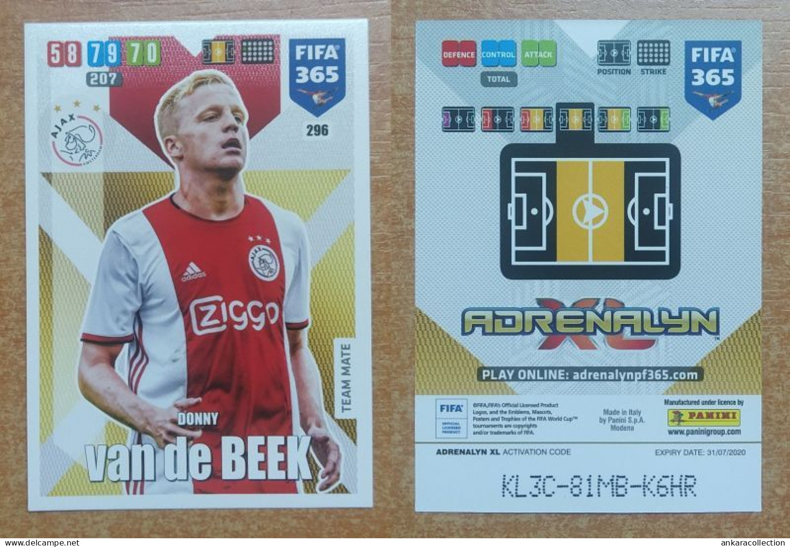 AC - 296 DONNY VAN DE BEEK  AFC AJAX  PANINI FIFA 365 2020 ADRENALYN TRADING CARD - Trading Cards