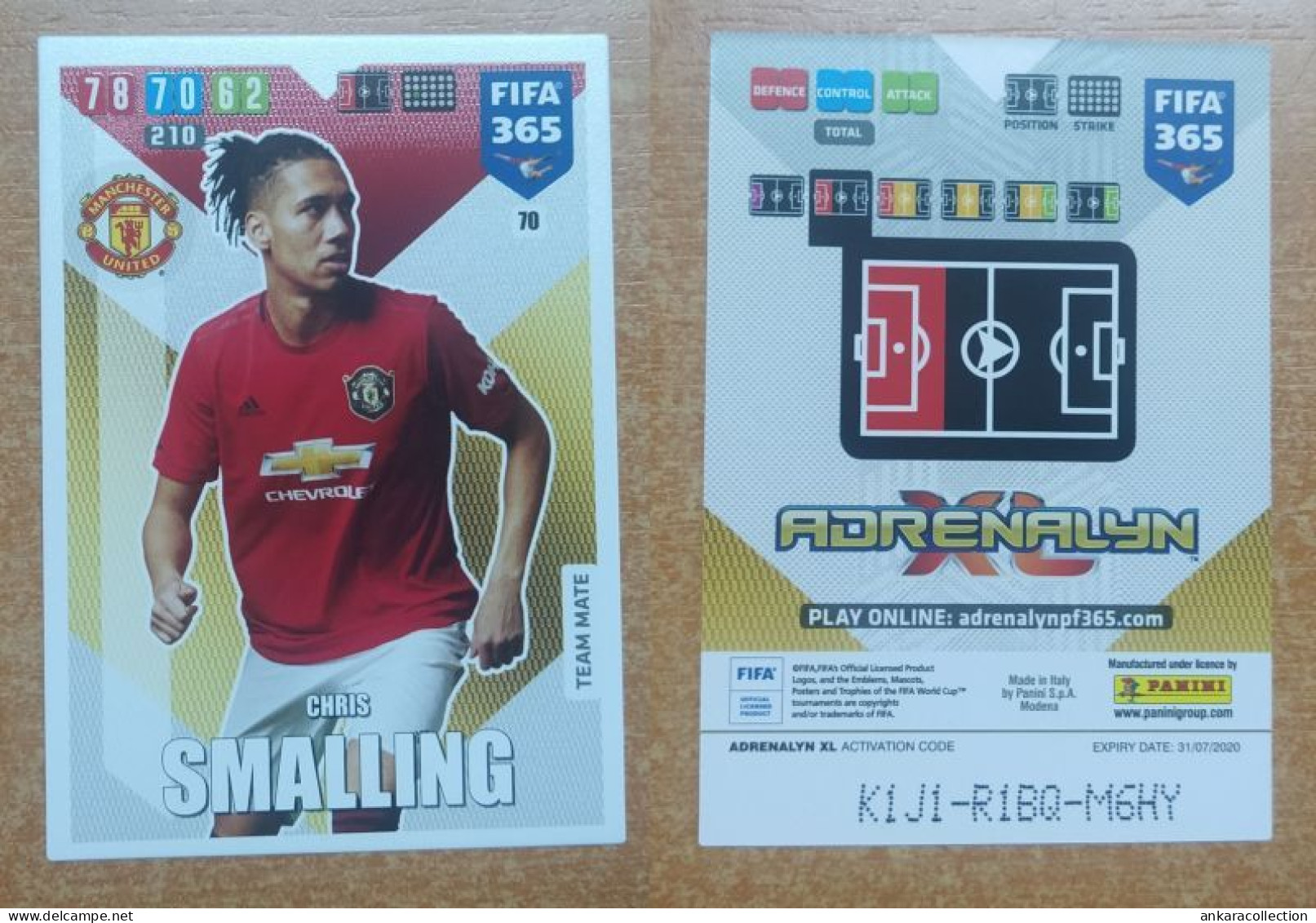 AC - 70 CHRIS SMALLING  MANCHESTER UNITED  PANINI FIFA 365 2020 ADRENALYN TRADING CARD - Trading Cards