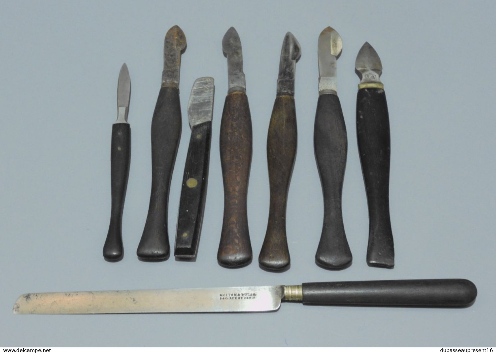 -8 COUTEAUX De PEINTRE ANCIENS Certains Avec MARQUE Le + Grand MOITON & DULAC   E - Ancient Tools