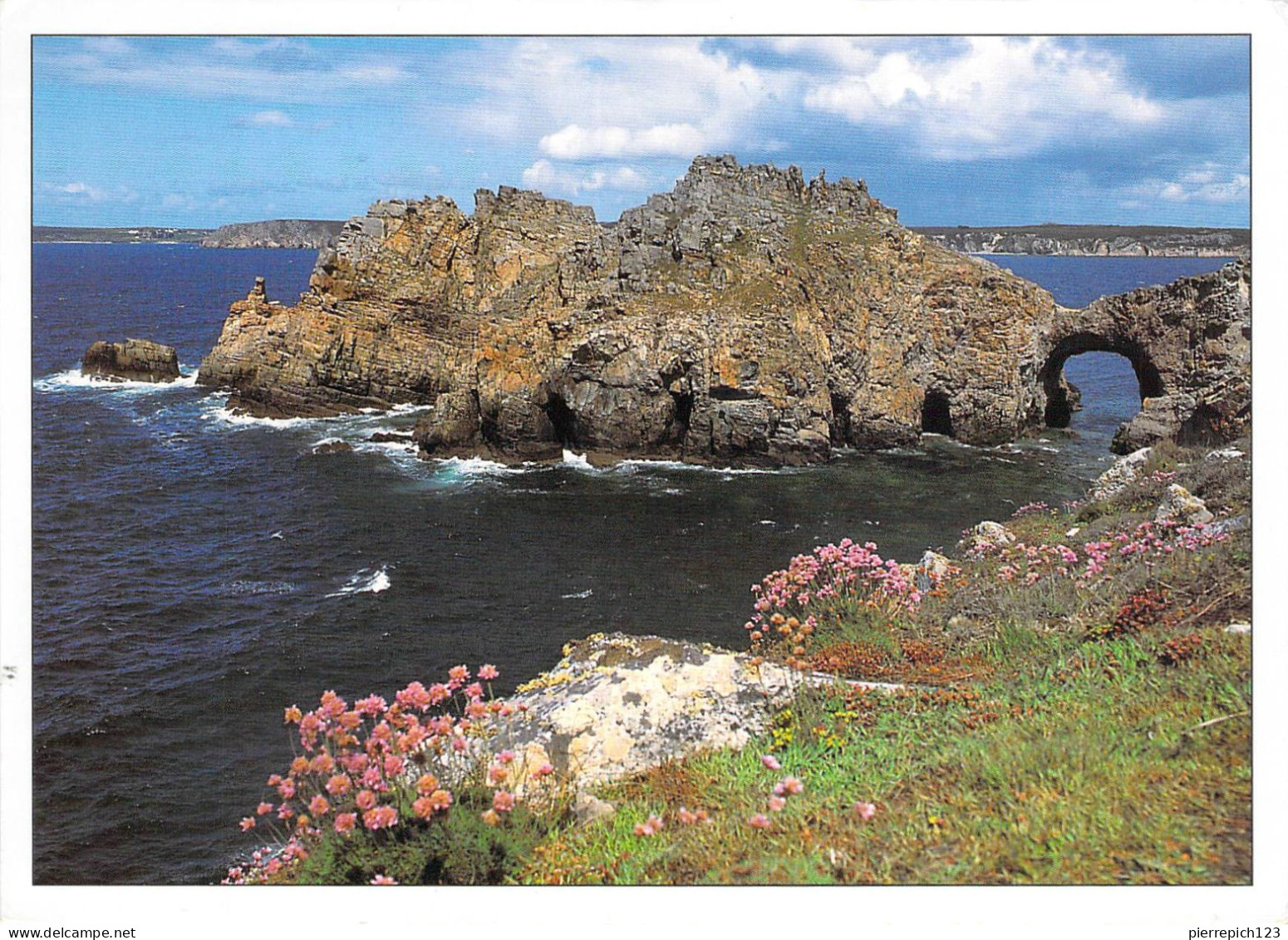 29 - Presqu'île De Crozon - Le Château De Dinan - Crozon