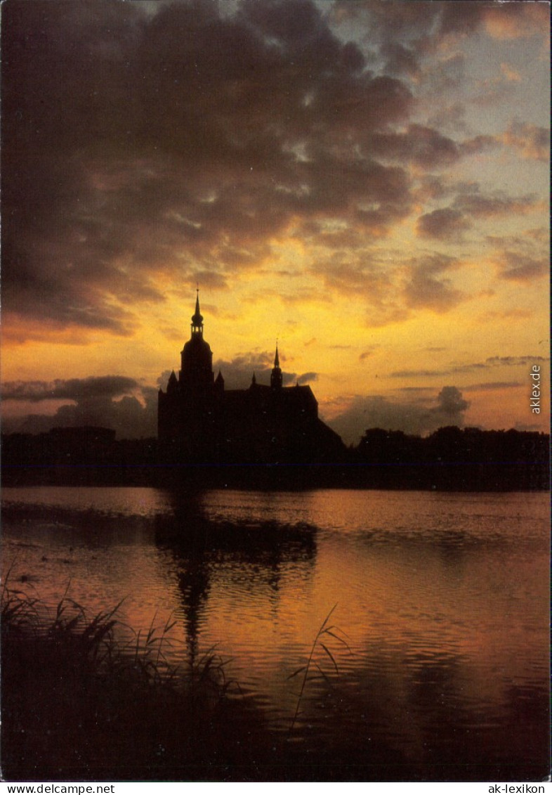 Stralsund Marienkirche Ansichtskarte  Sonnenuntergang 
1981 - Stralsund