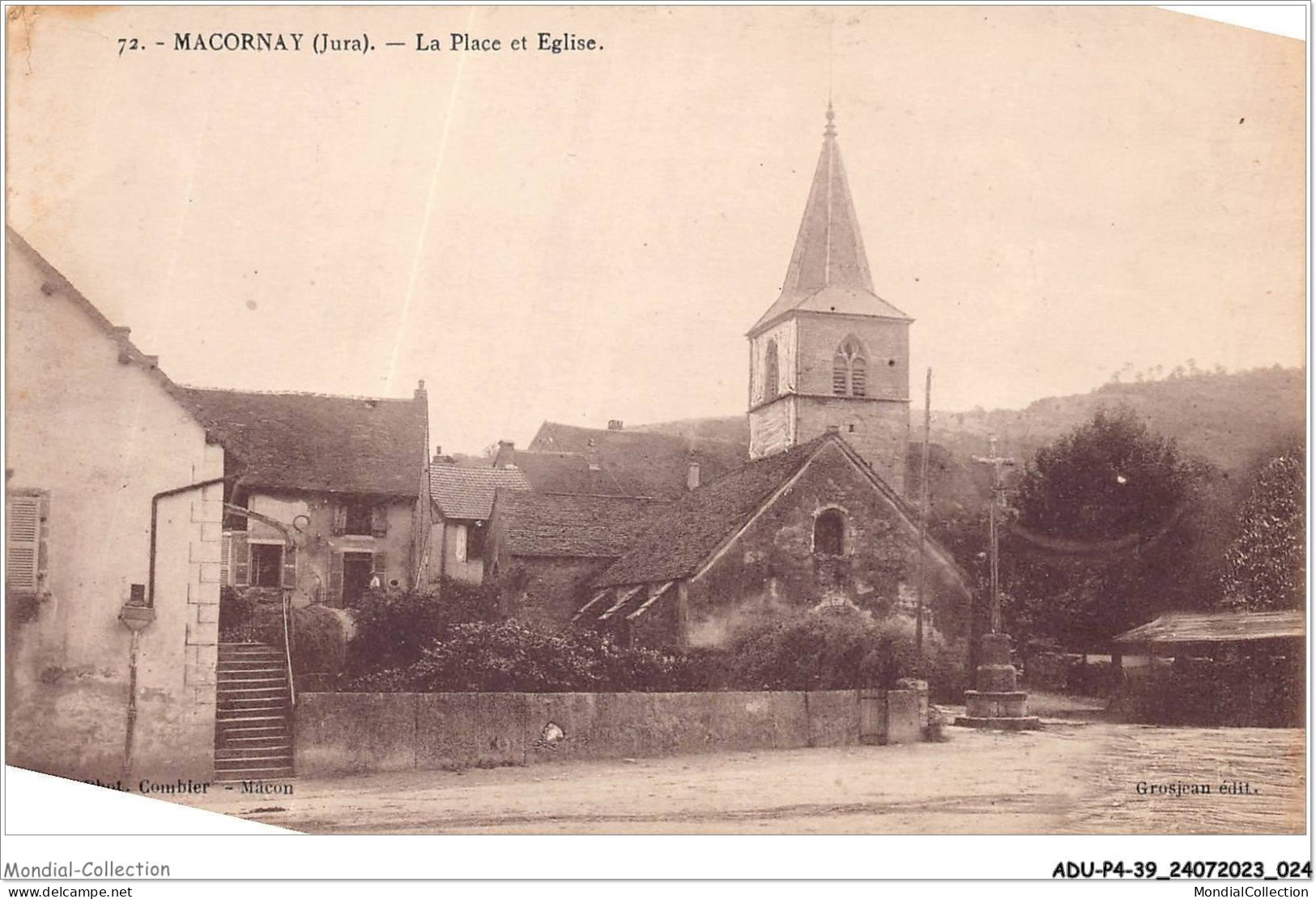 ADUP4-39-0284 - MACORNAY - La Place Et L'église  - Lons Le Saunier