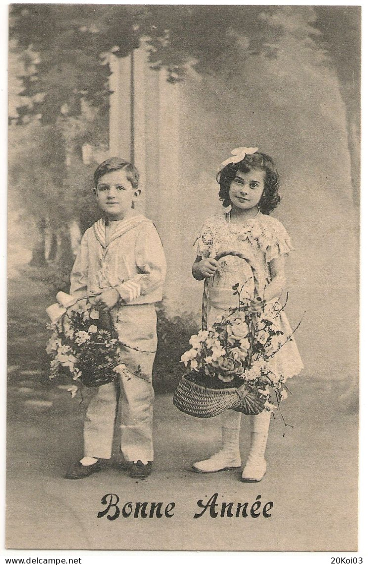 Deux Enfants Les Fleurs, Bonne Année Nouvel An Fête, V.P.F. Déposé_Vintage 1910's_CPA-TTB - Gruppi Di Bambini & Famiglie