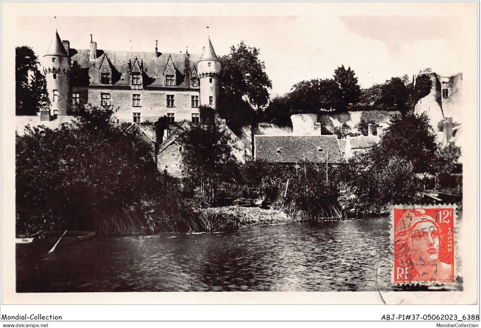 ABJP1-37-0009 - MONTRESOR - Vue D'ensemble Du Chateau Et Les Vieilles TOURS - Les Bords De L'indre - Montrésor