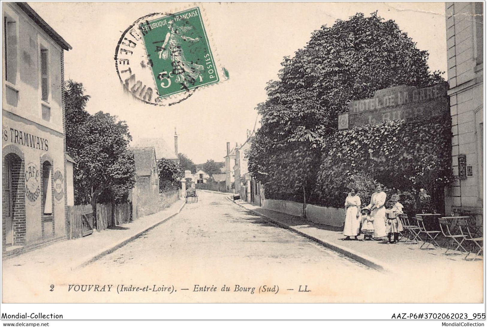 AAZP6-37-0478 - VOUVRAY - Entree Du Bourg - Vouvray