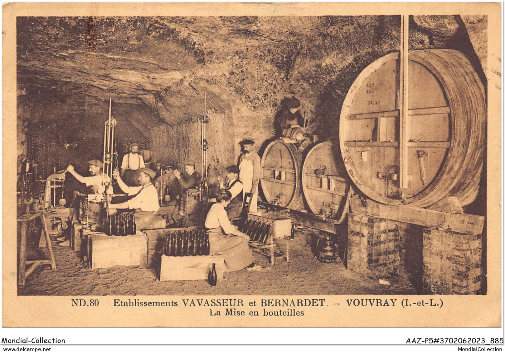 AAZP5-37-0443 - VOUVRAY - La Mise En Bouteilles - Vouvray