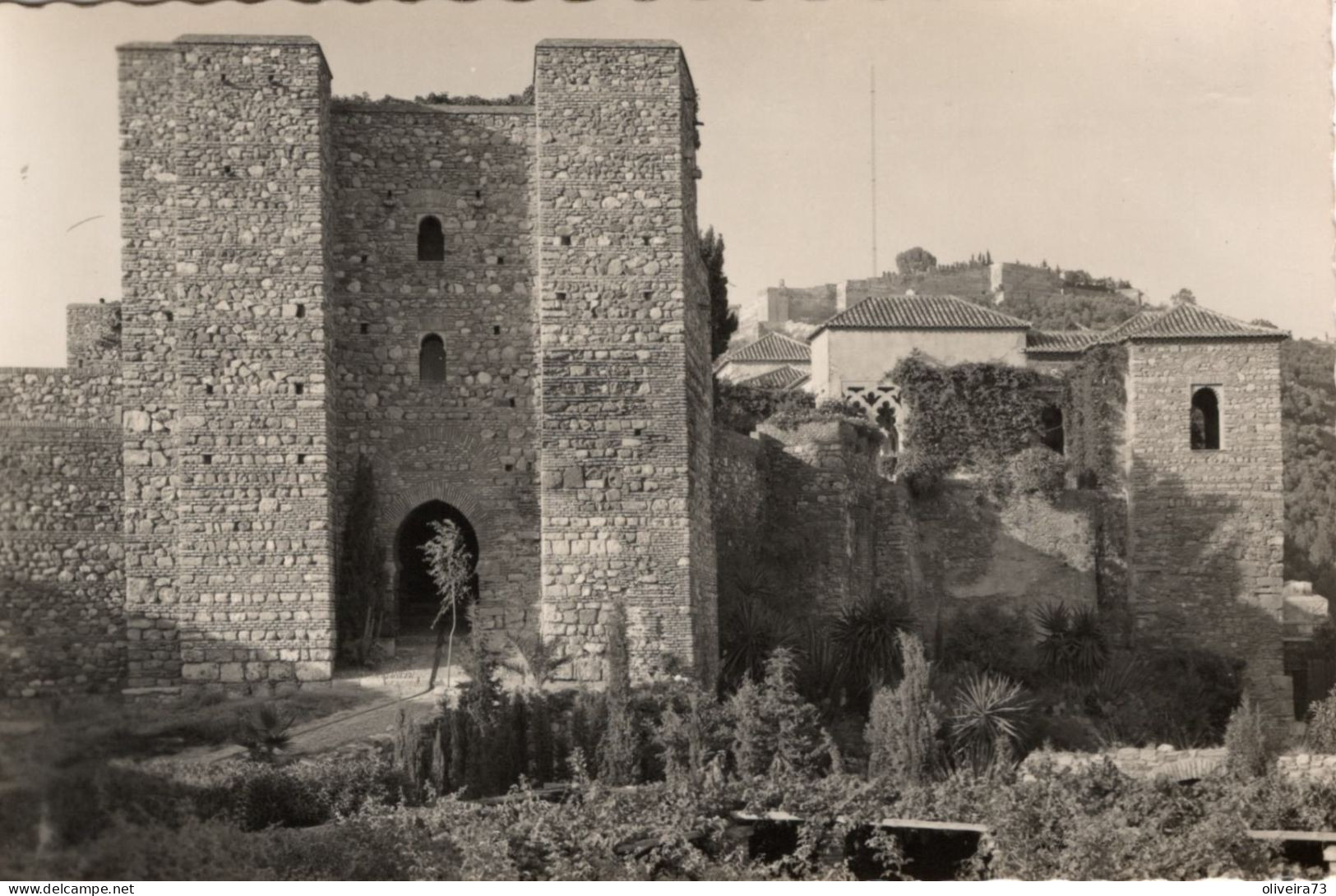 MALAGA - Alcazaba. Puerta De GRANADA - Málaga