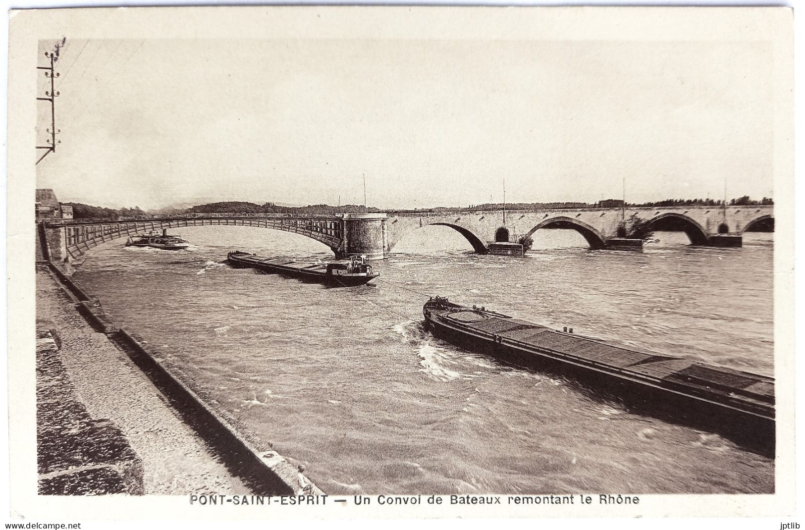 CPA Carte Postale / 69 Rhône, Pont-Saint-Esprit / Photo Perret / Un Convoi De Bateaux Remontant Le Rhône. - Pontcharra-sur-Turdine