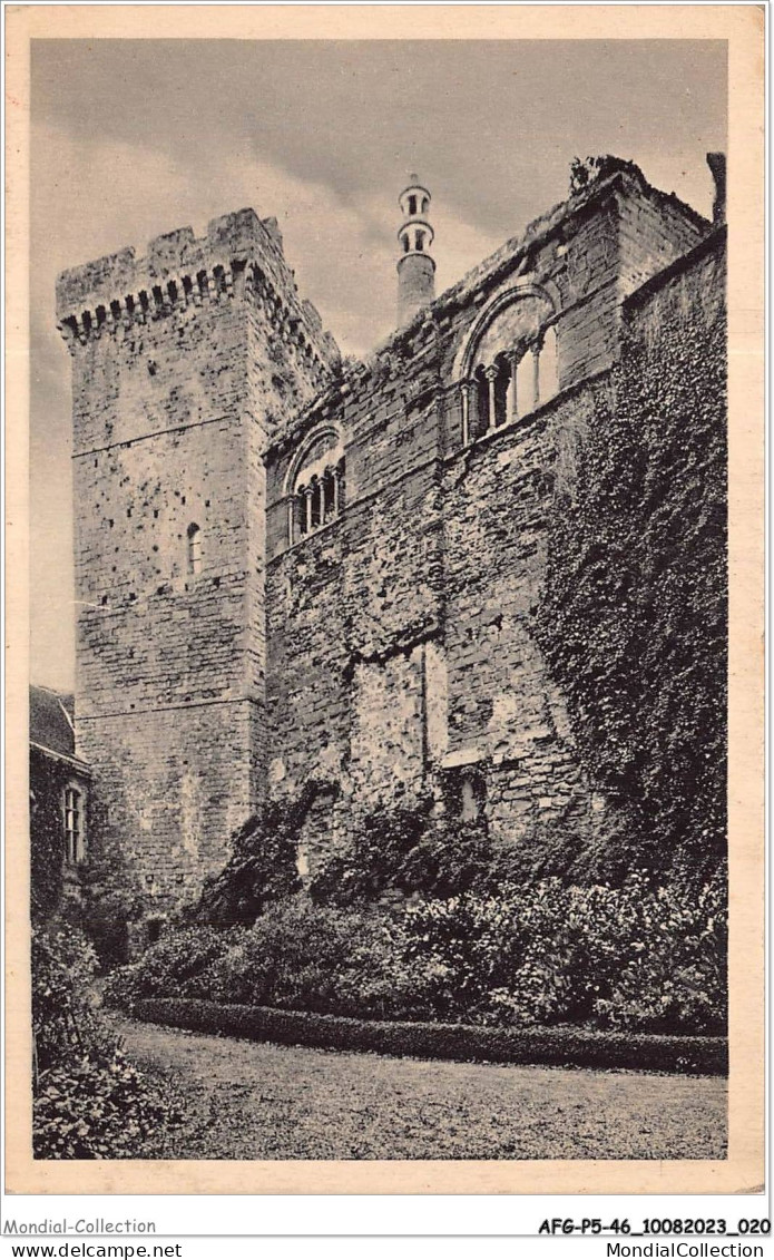 AFGP5-46-0393 - Château De CASTELNAU - BRETENOUX - Batiments Sur La Cour D'honneur  - Bretenoux
