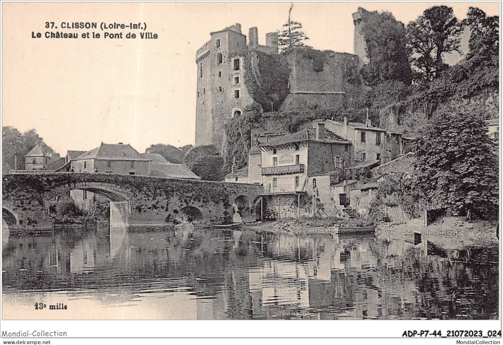 ADPP7-44-0575 - CLISSON - Le Château Et Le Pont De La Ville  - Clisson