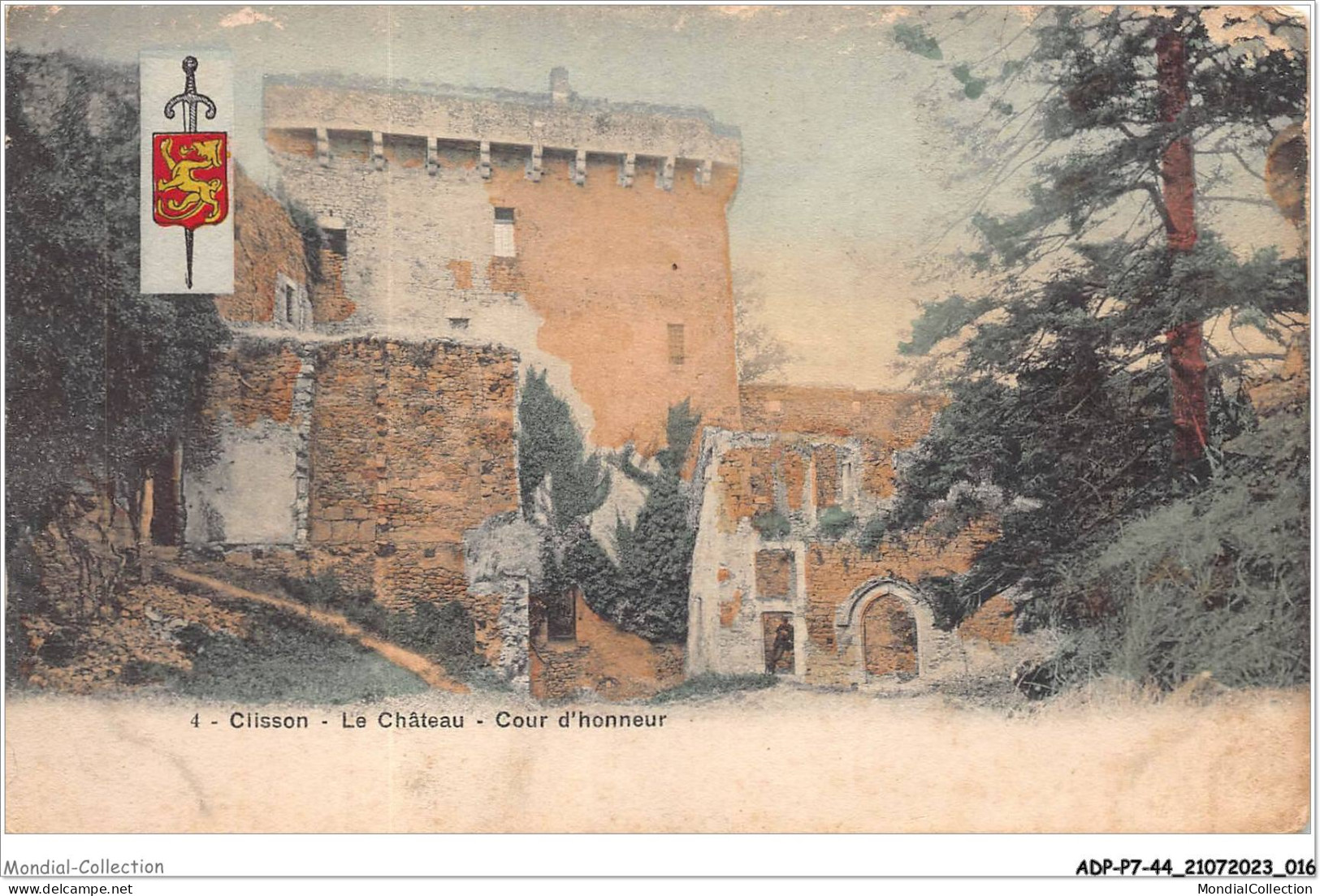 ADPP7-44-0571 - CLISSON - Le Château - Cour D'honneur - Clisson