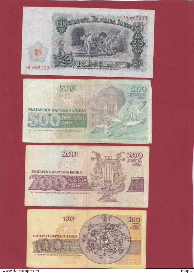 Bulgarie 11 Billets Dans L 'état - Bulgarien