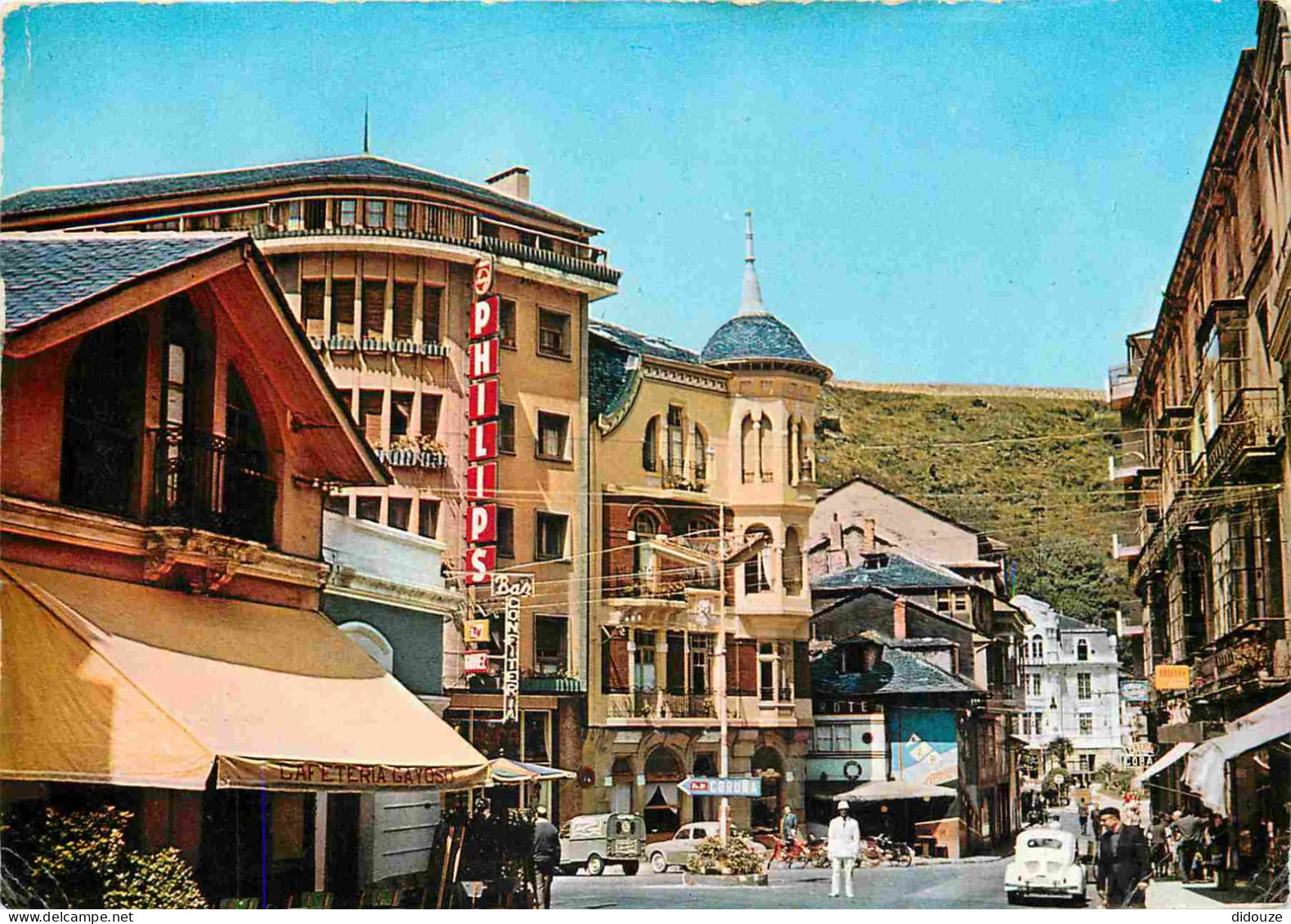 Espagne - Espana - Asturias - Luarca - Plaza De Los Pachorros - Place Des Pachorros - Automobiles - CPM - Voir Scans Rec - Asturias (Oviedo)