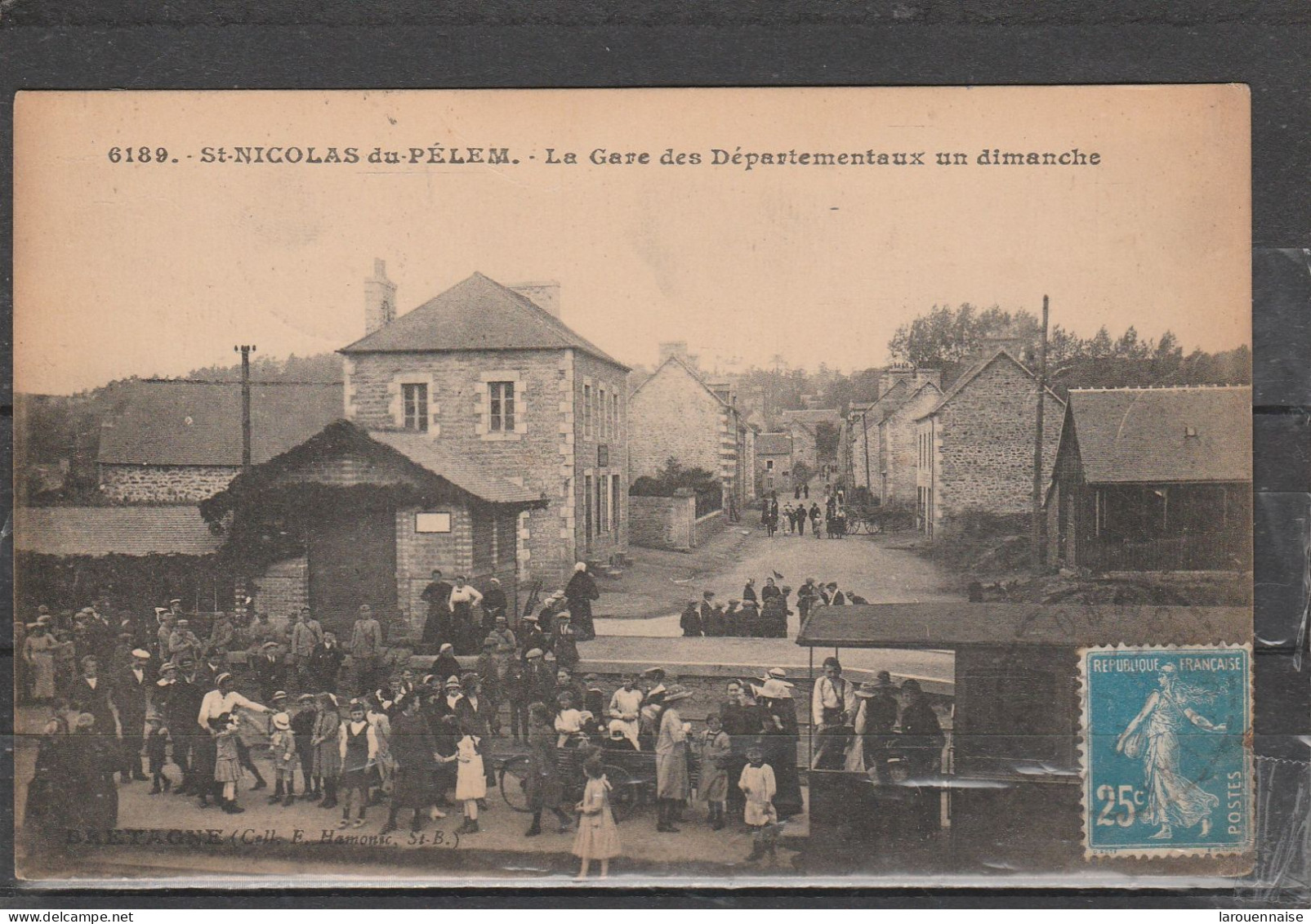 22 - SAINT NICOLAS DU PELEM - La Gare Des Départementaux Un Dimanche - Saint-Nicolas-du-Pélem