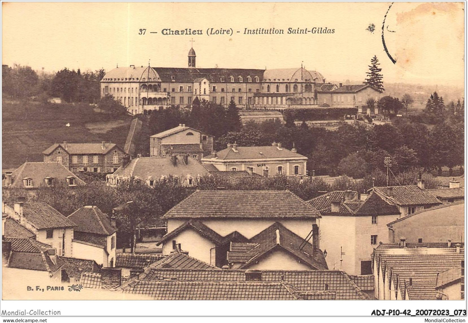 ADJP10-42-0844 - CHARLIEU - Institution Saint-Gildas - Charlieu