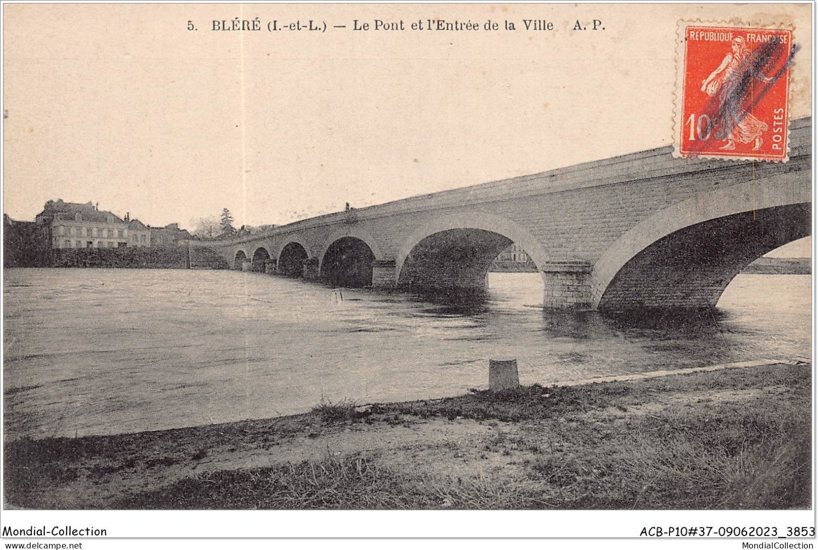 ACBP10-37-0886 - BLERE - Le Pont Et L'entrée De La Ville  - Bléré