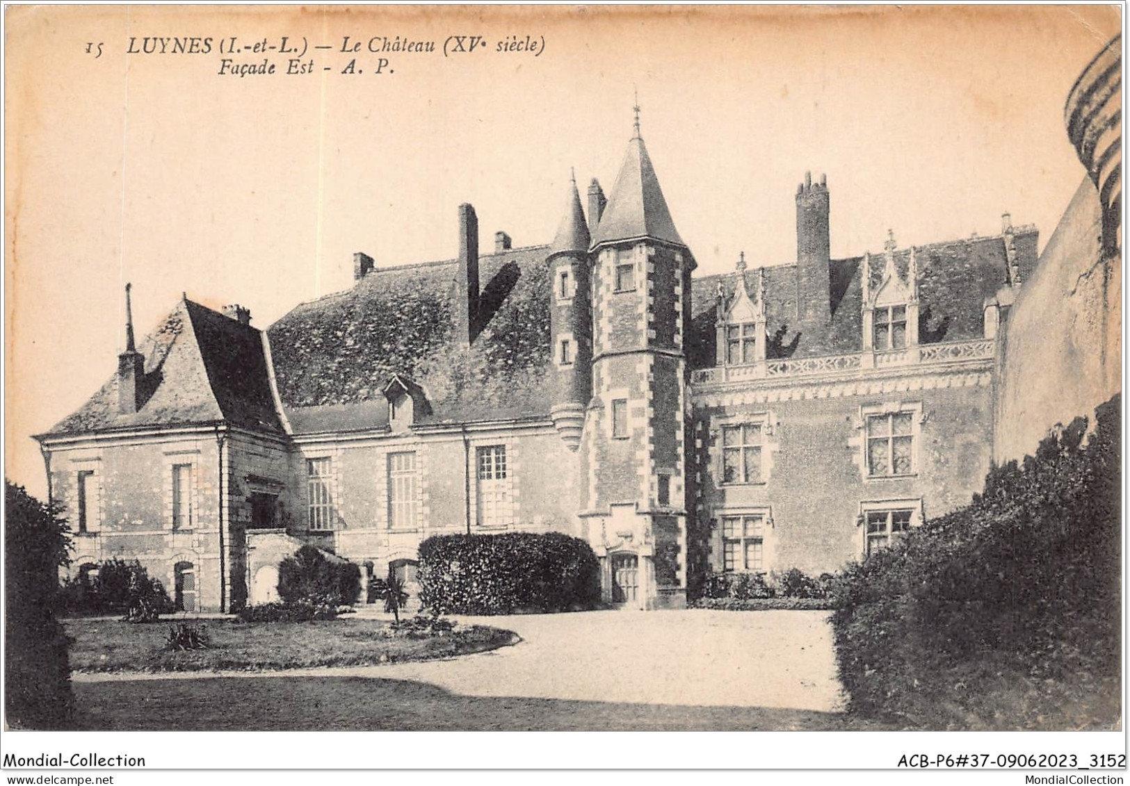 ACBP6-37-0535 - LUYNES - Le Château - Façade Est - Luynes