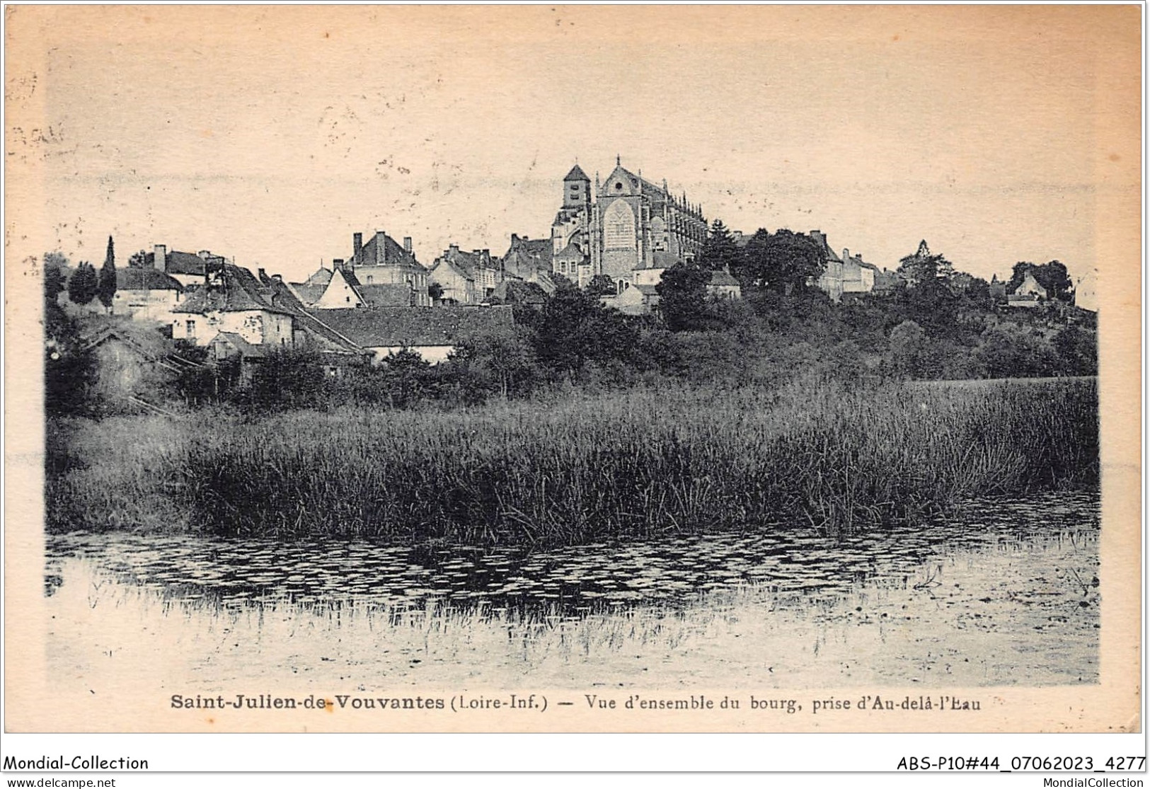 ABSP10-44-0876 - SAINT-JULIEN-DE-VOUVANTES - Vue D'Ensemble Du Bourg -Prise D'Au De La L'Eau  - Saint Julien De Vouvantes