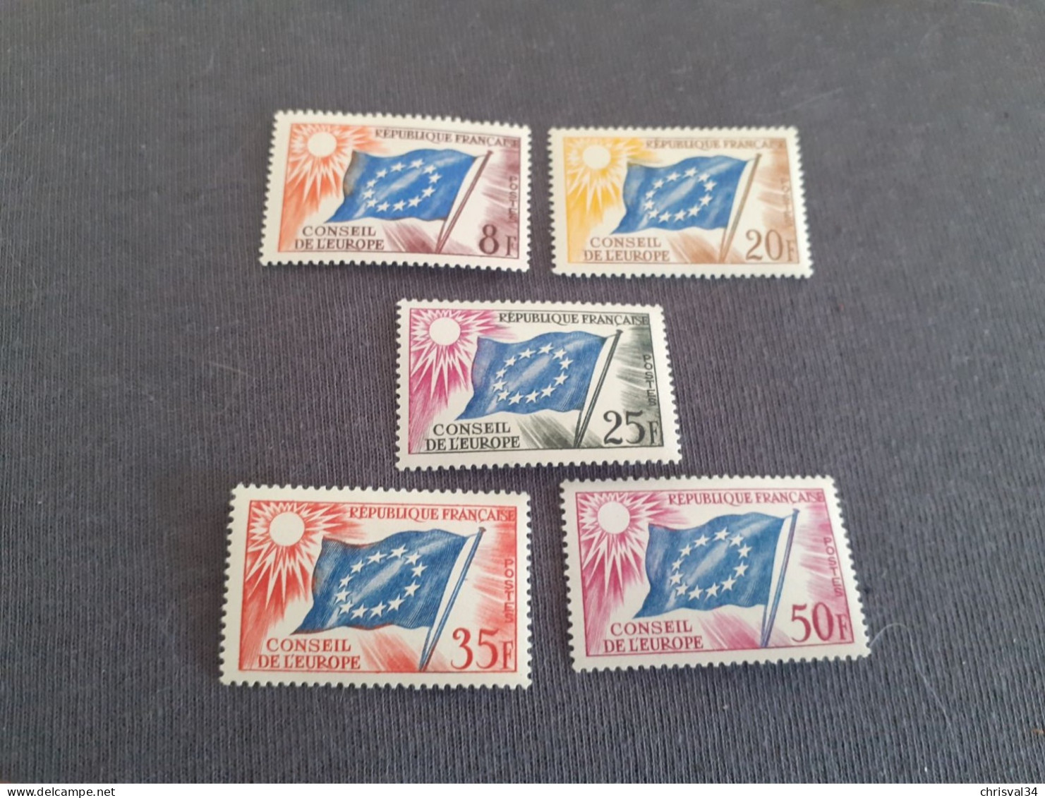 TIMBRES  DE  SERVICE  ANNEE  1958-59  N  17  A  21  COTE  6,50  EUROS  NEUFS  SANS  CHARNIERES - Nuevos