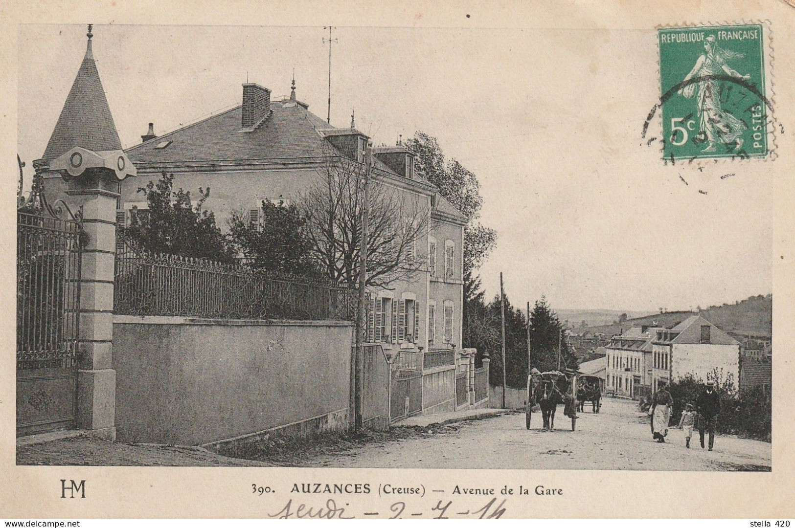 AUZANCES   UN VIEUX MOULIN - Auzances