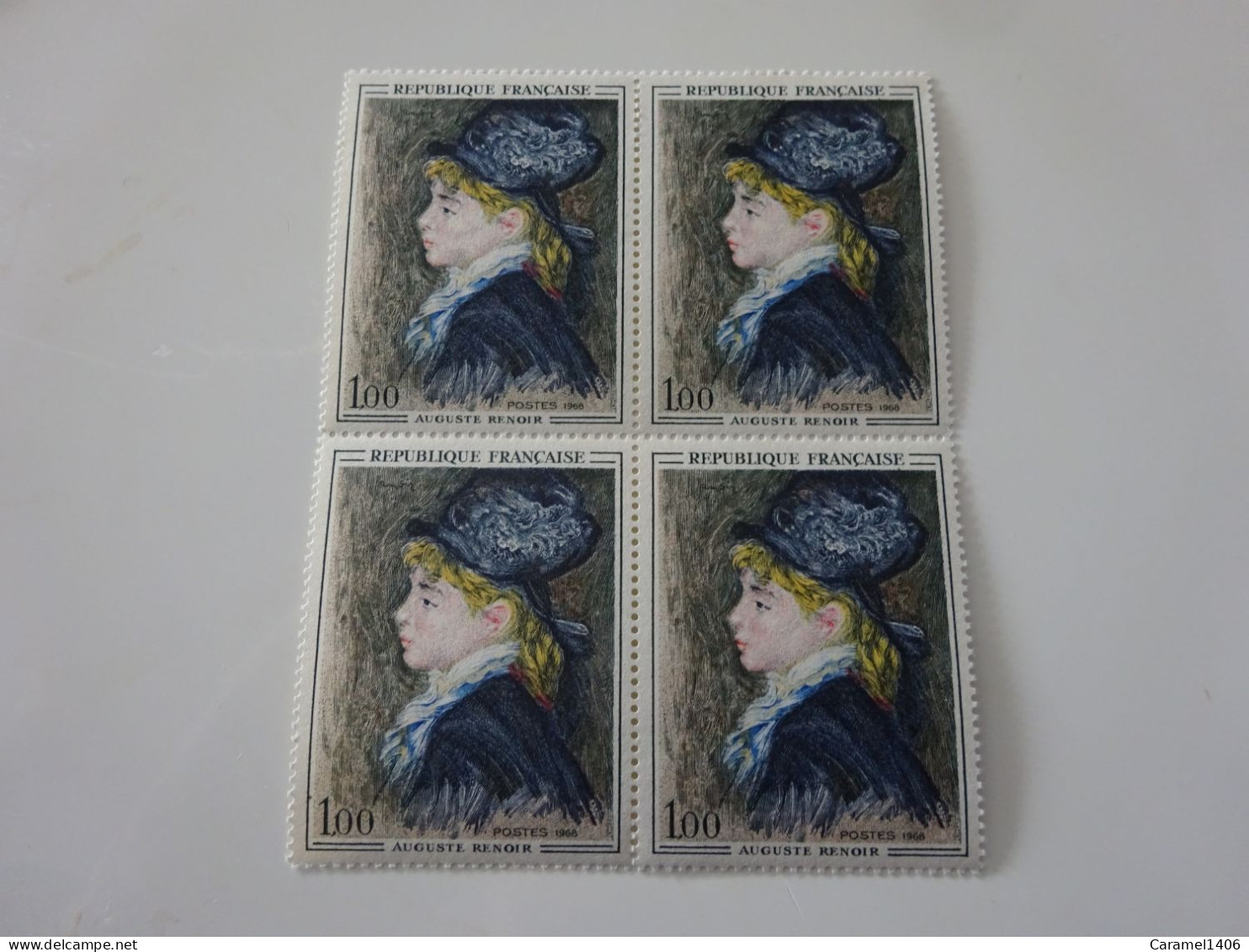 N° 1570 BLOC DE 4  RENOIR NEUF SANS CHARNIERE  ** - Unused Stamps
