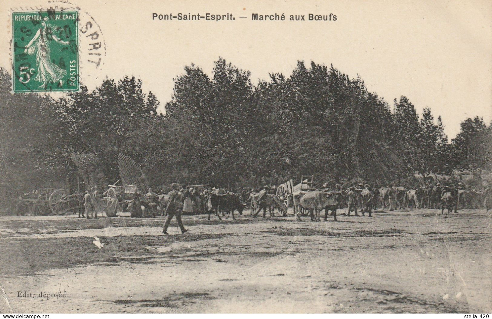 PONT SAINT ESPRIT   MARCHE AUX BOEUFS   ET LA POSTE - Pont-Saint-Esprit