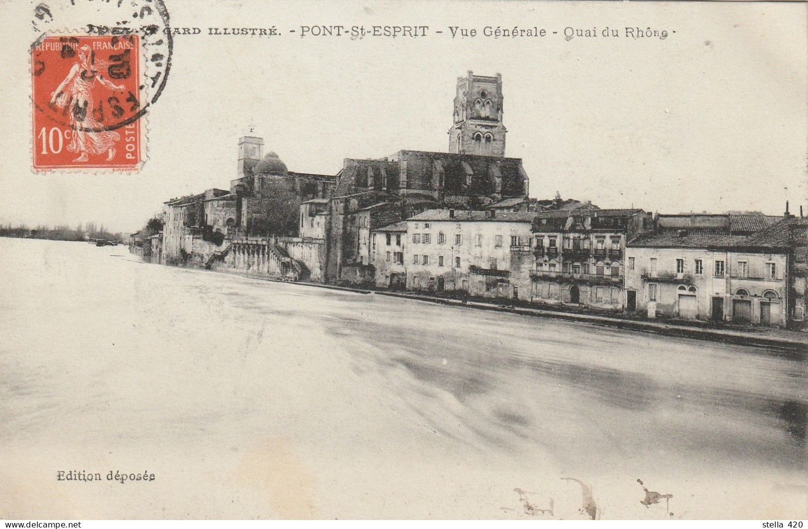 PONT SAINT ESPRIT    REVUE DES TROUPES   ET VUE GENERALE - Pont-Saint-Esprit