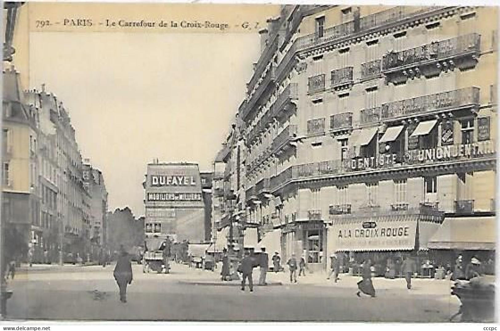 CPA Paris Le Carrefour De La Croix Rouge - Paris (06)