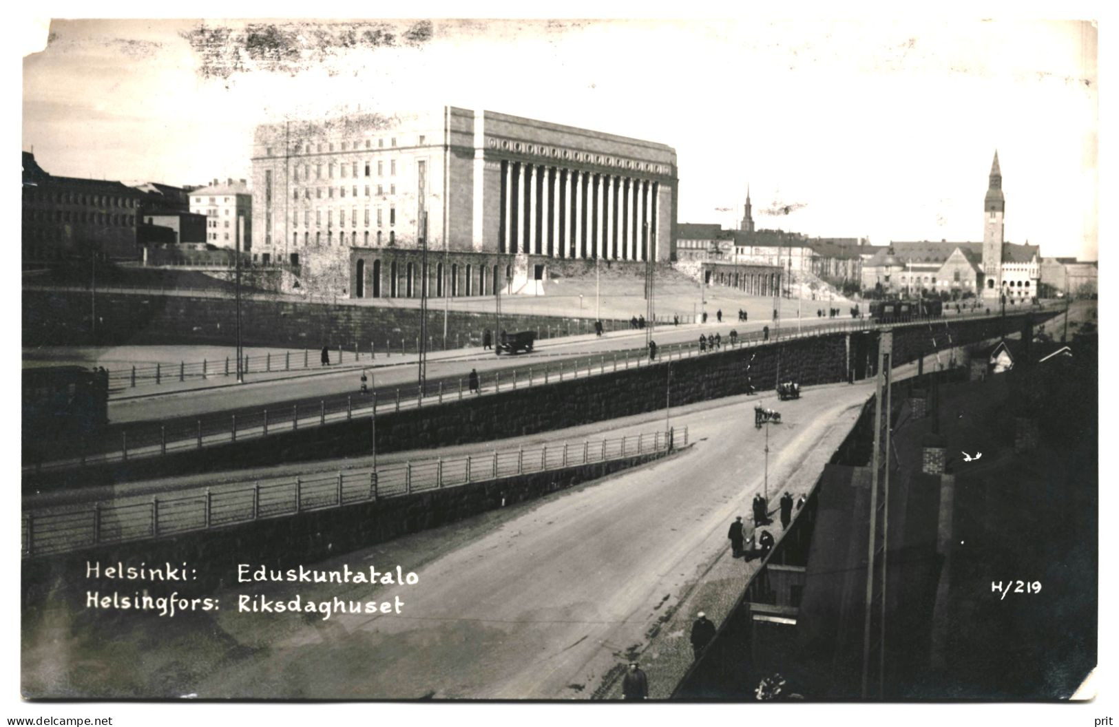 Eduskuntatalo Helsinki Finland 1934 Used Photo Postcard. Publisher Korttikeskus, Helsinki - Finland