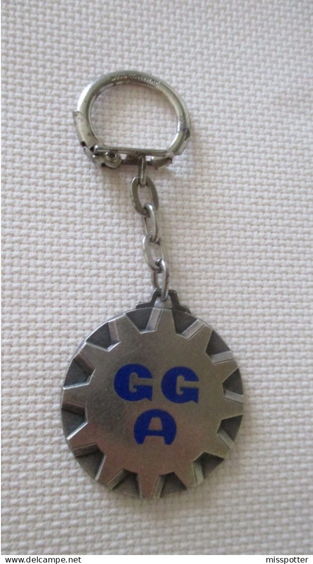 Porte Clé Vintage Garage Congo Auto Pointe -Noire - Key-rings