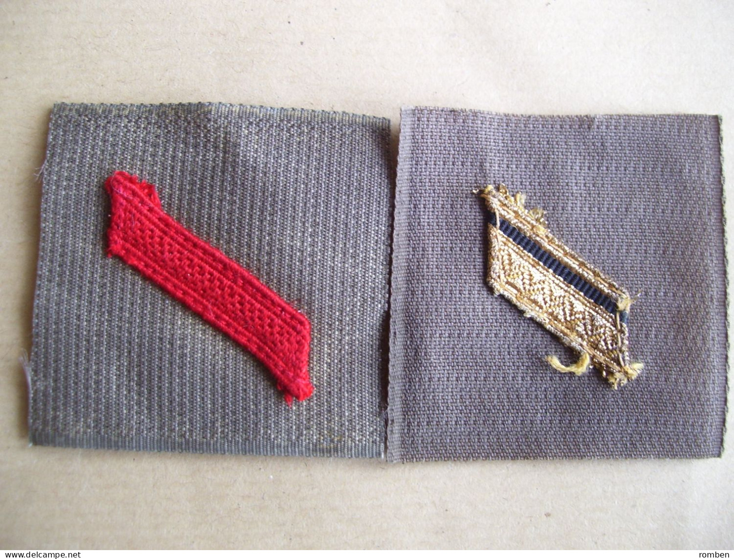 LOT 2 INSIGNES MILITAIRES - ECUSSONS TISSU - - GRADE -     INSIGNE ECUSSON MILITAIRE SCRATCH - - Sonstige & Ohne Zuordnung