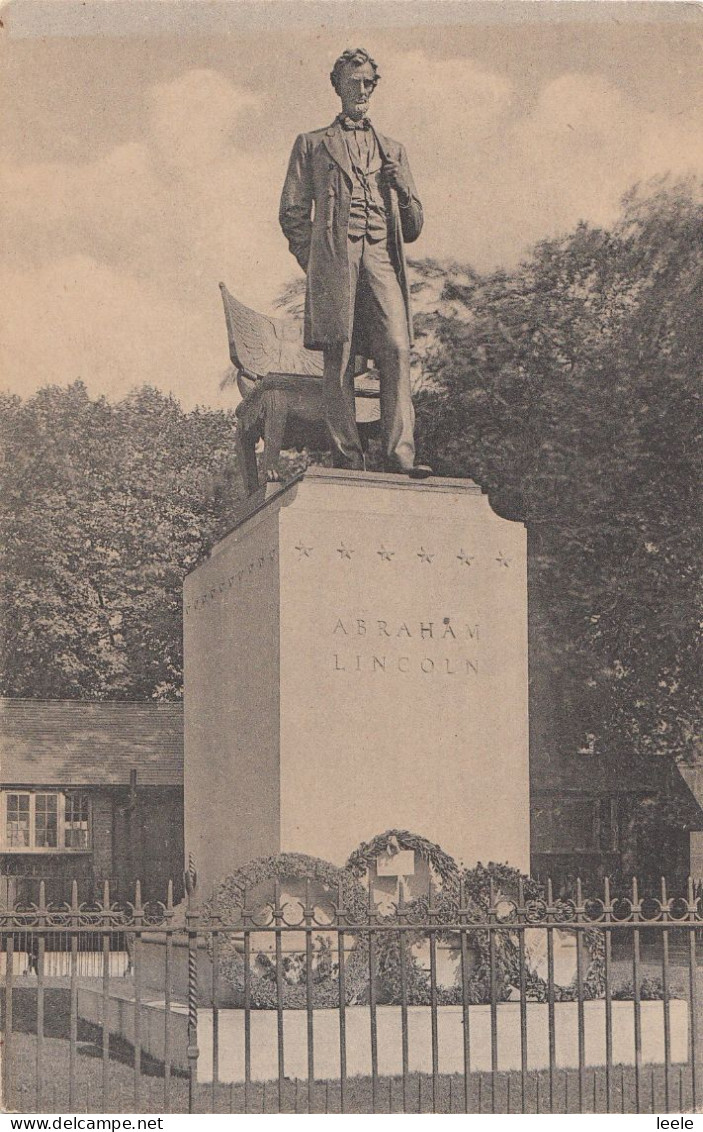 B39. Vintage US Postcard. Statue Of Abraham Lincoln In Chicago. - Hommes Politiques & Militaires