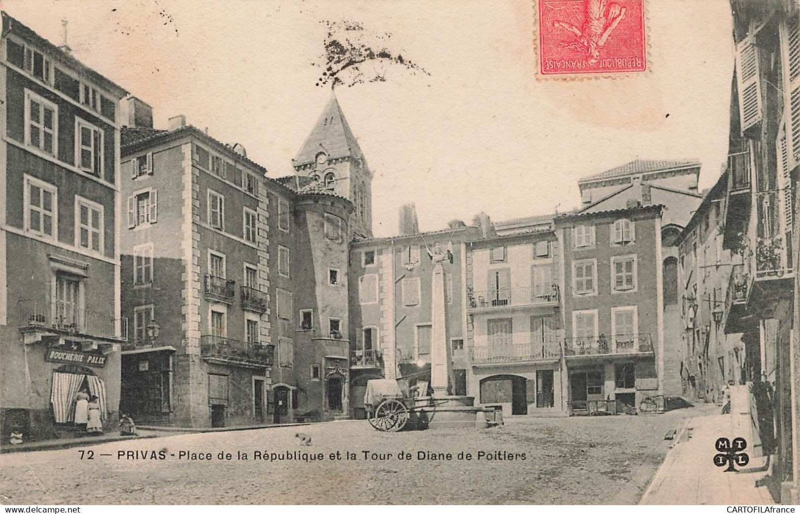 ARDECHE  PRIVAS Place De La République Et La Tour De Diane De Poitiers - Privas