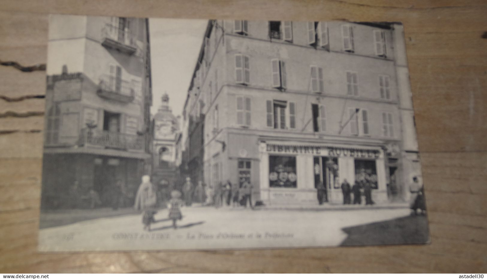 CONSTANTINE, La Place D'orléans Et La Préfecture  ................ BE-18475 - Constantine
