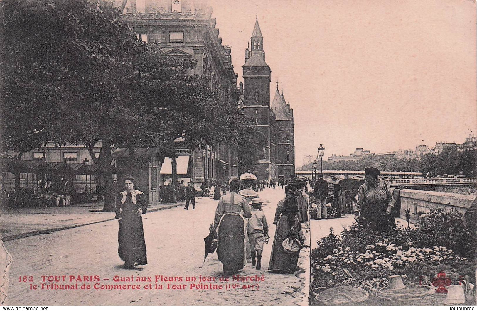 TOUT PARIS  QUAI AUX FLEURS UN JOUR DE MARCHE  PARIS IVe - Arrondissement: 04