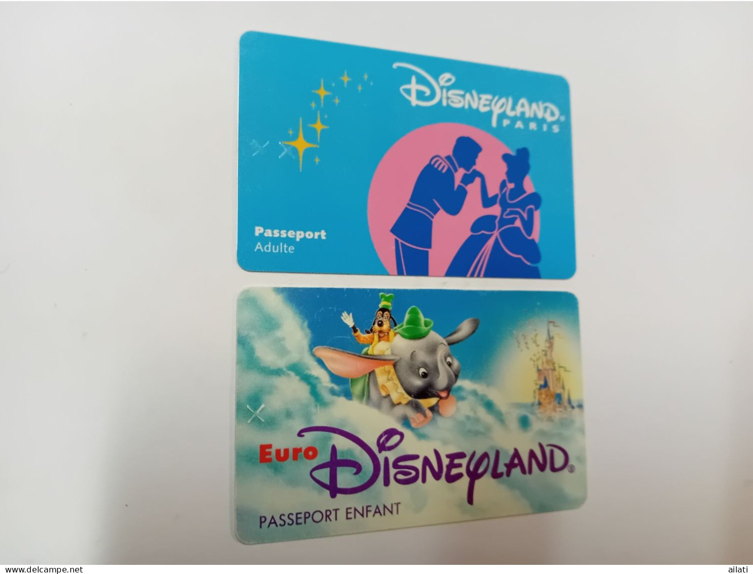 2 Passorts Disney - Andere & Zonder Classificatie