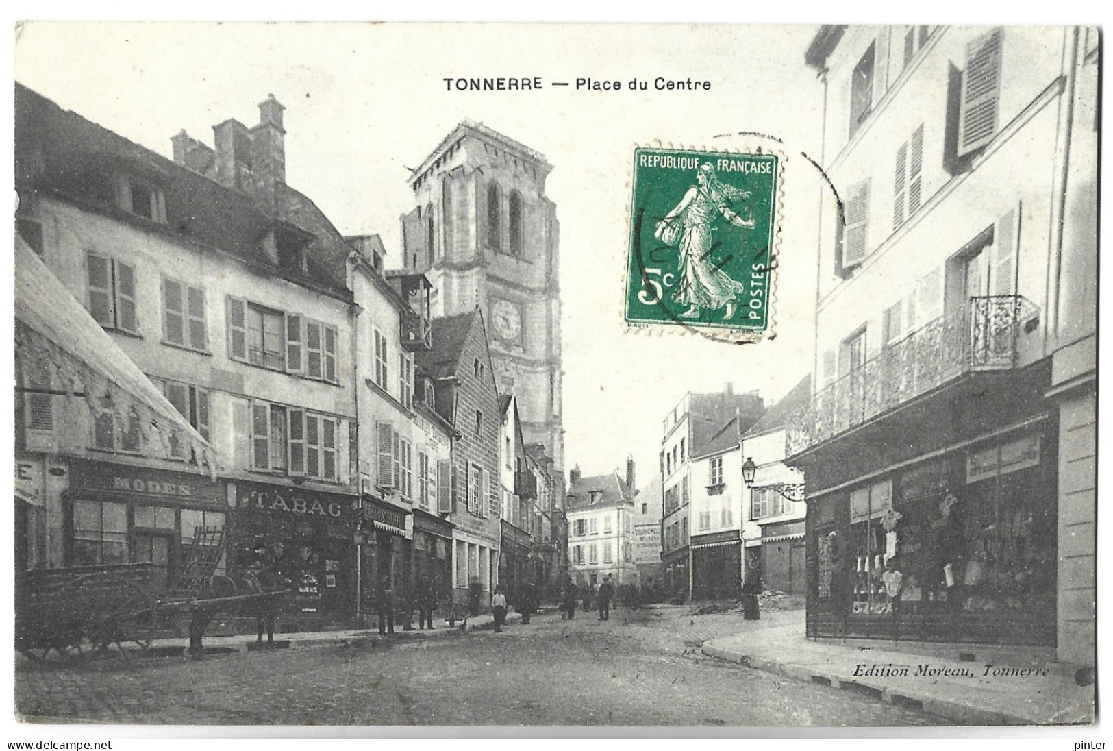 TONNERRE - Place Du Centre - Tonnerre