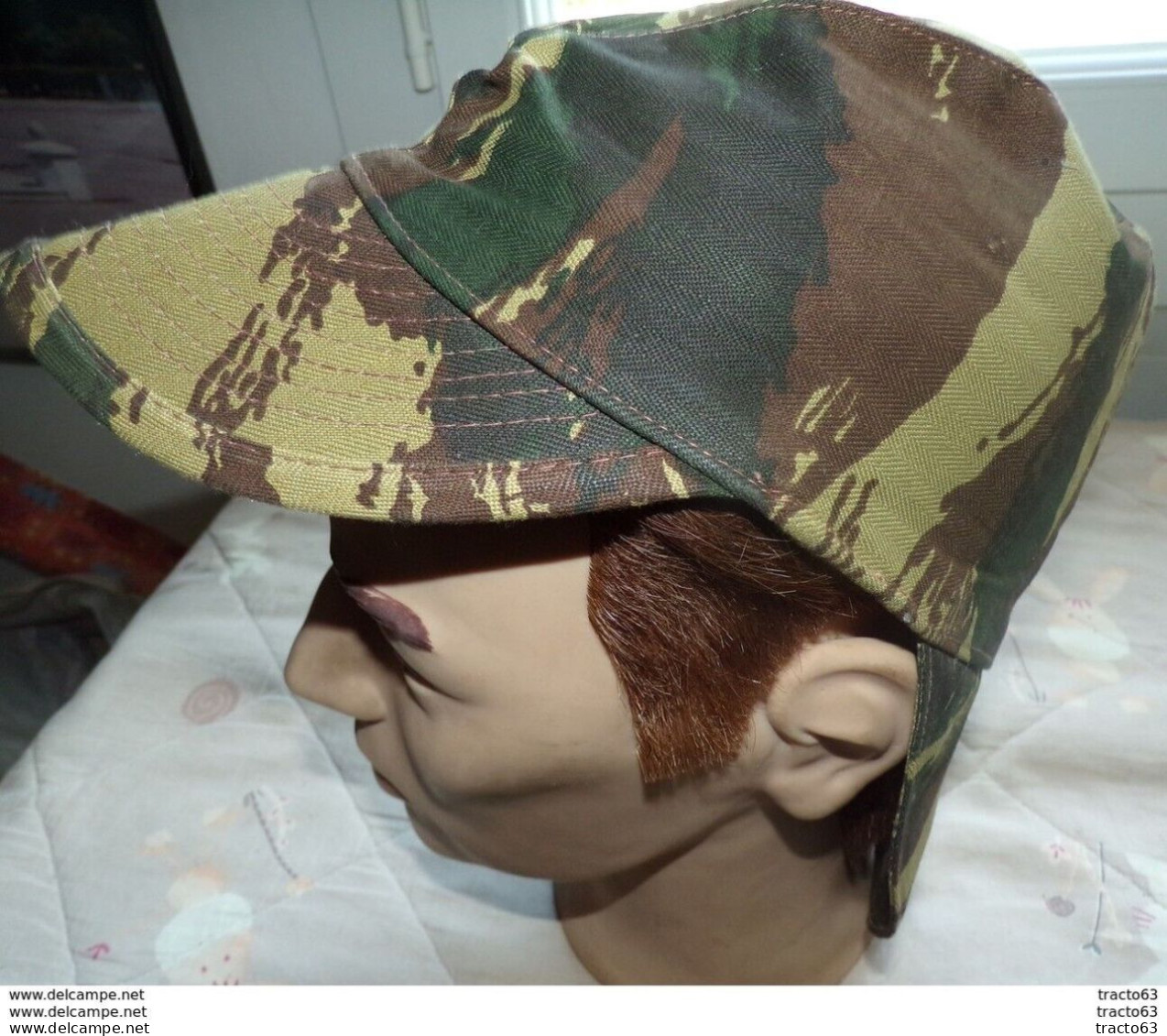 ARMEE AMERICAINE U.S : CASQUETTE AVEC NUQUIERE CAMOUFLEE , TAILLE 7 1/4 SOIT TAILLE FRANCAISE 58  , BON ETAT VOIR PHOTO - Uitrusting