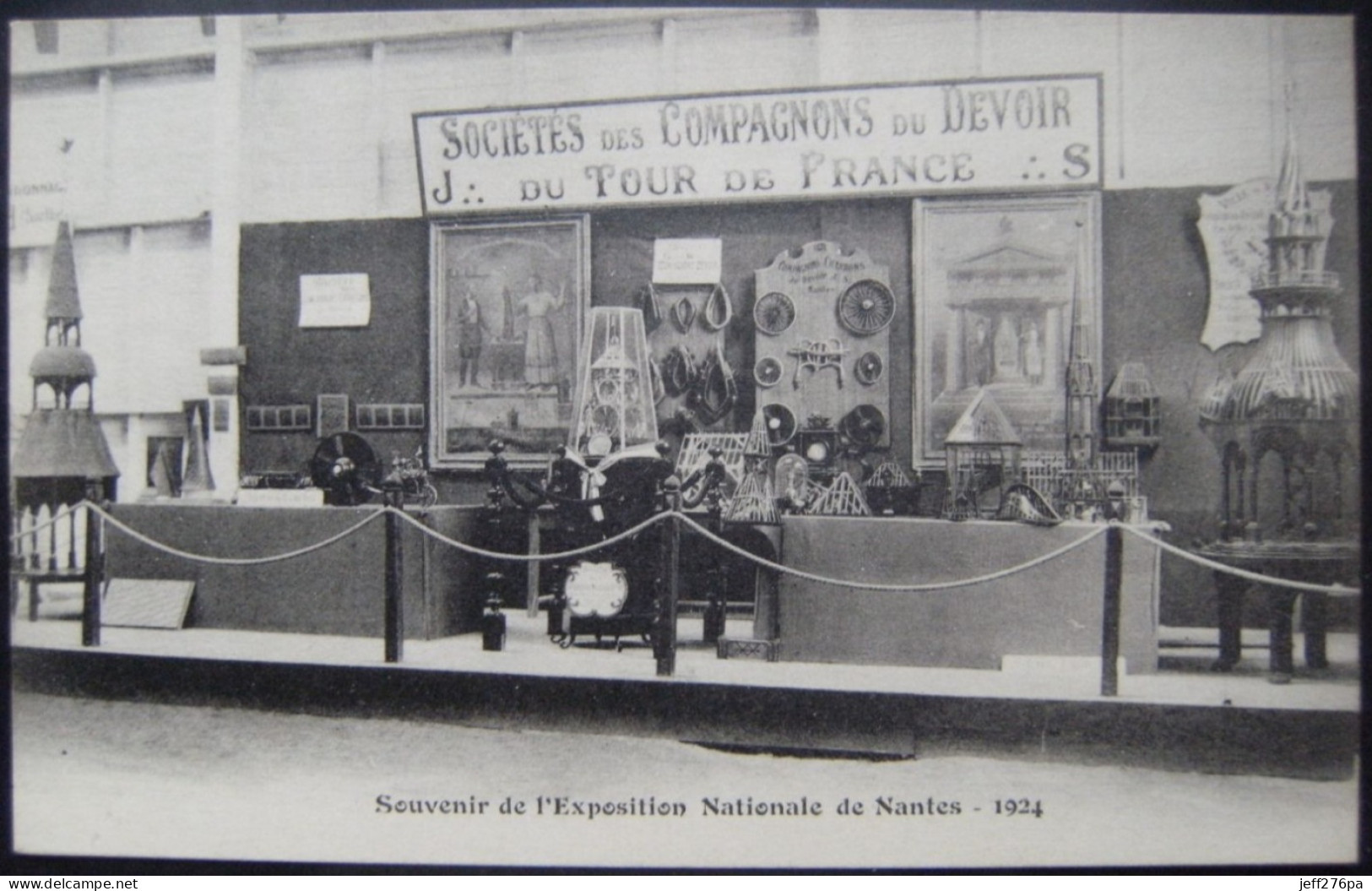CPA 44 Nantes 1924 - Exposition Artisanats - Vue Sociétés Des Compagnons Du Devoir Du Tour De France    A Voir ! - Artisanat