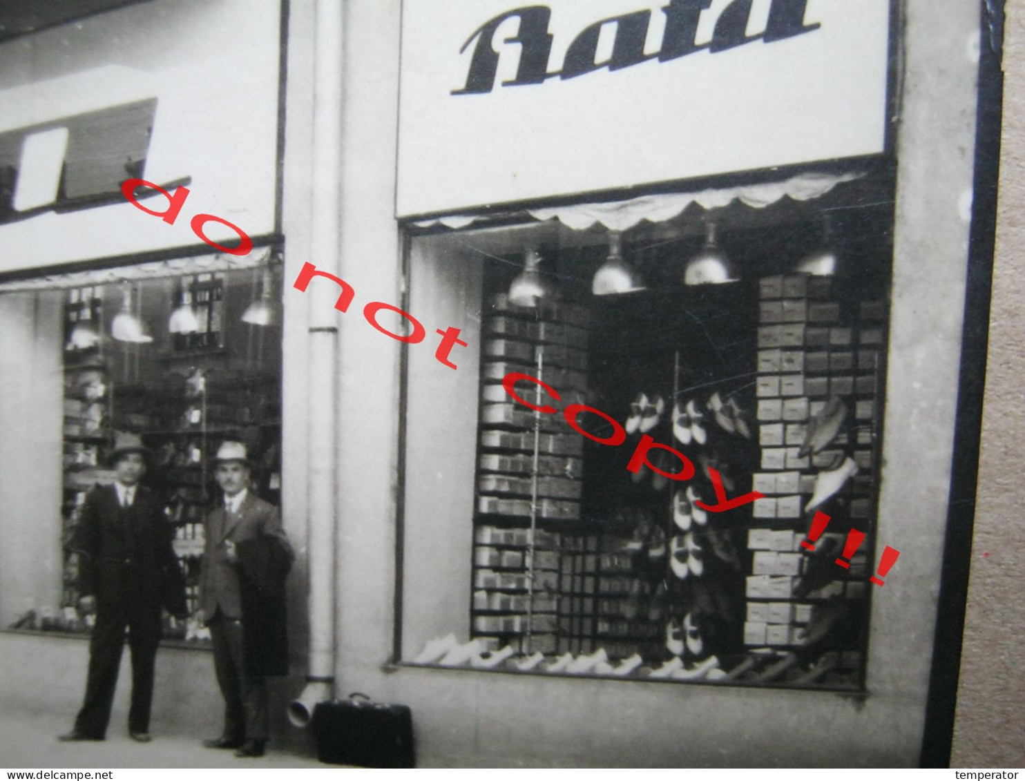 Kingdom Of Yugoslavia / Shoe Store " BATA "  (Old Real Photo With Clear Details ) - Jugoslavia