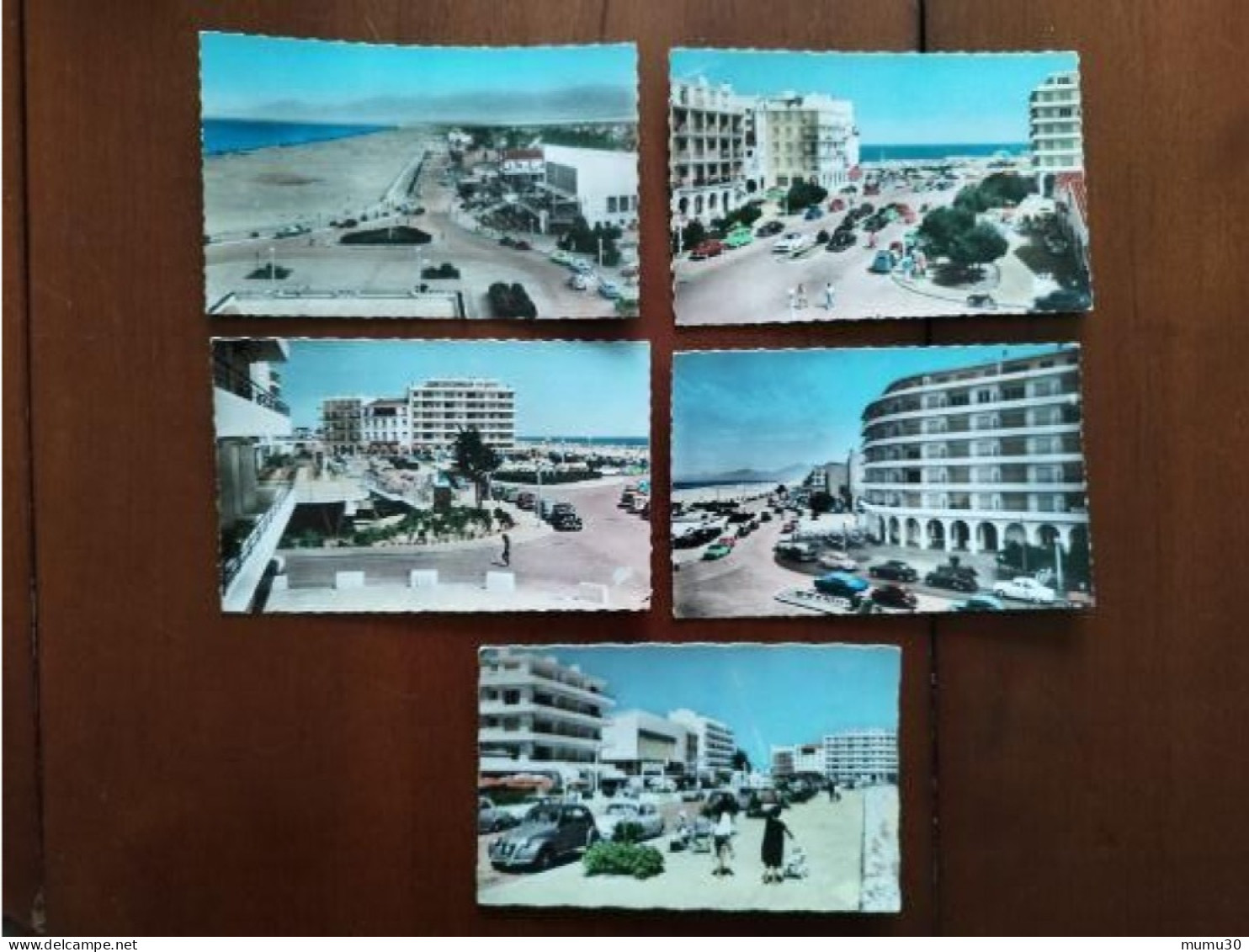 Lot 22 Cartes De Canet Plage Toutes Avec Voitures Automobile 2CV Renault 16 Peugeot Opel  Petit Train Etc - Canet Plage