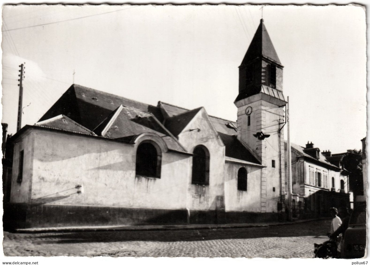 CPSM DE VIROFLAY  (YVELINES)  L'ÉGLISE - Viroflay