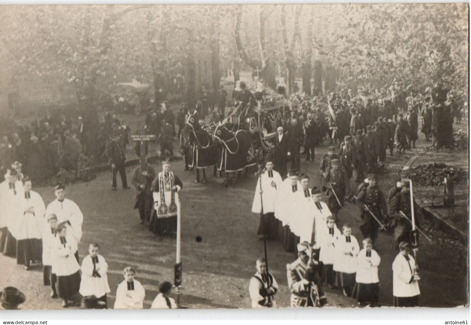 MONTBRISON -- Carte Photo -Lot De 2 -Rapatriement Des Cendres De Emile RAYMOND  Sénateur Commandant Aviateur De La Loire - Montbrison