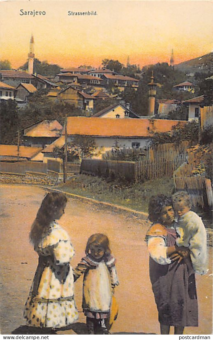 Bosnia - SARAJEVO - Children - Street Scene - Bosnië En Herzegovina