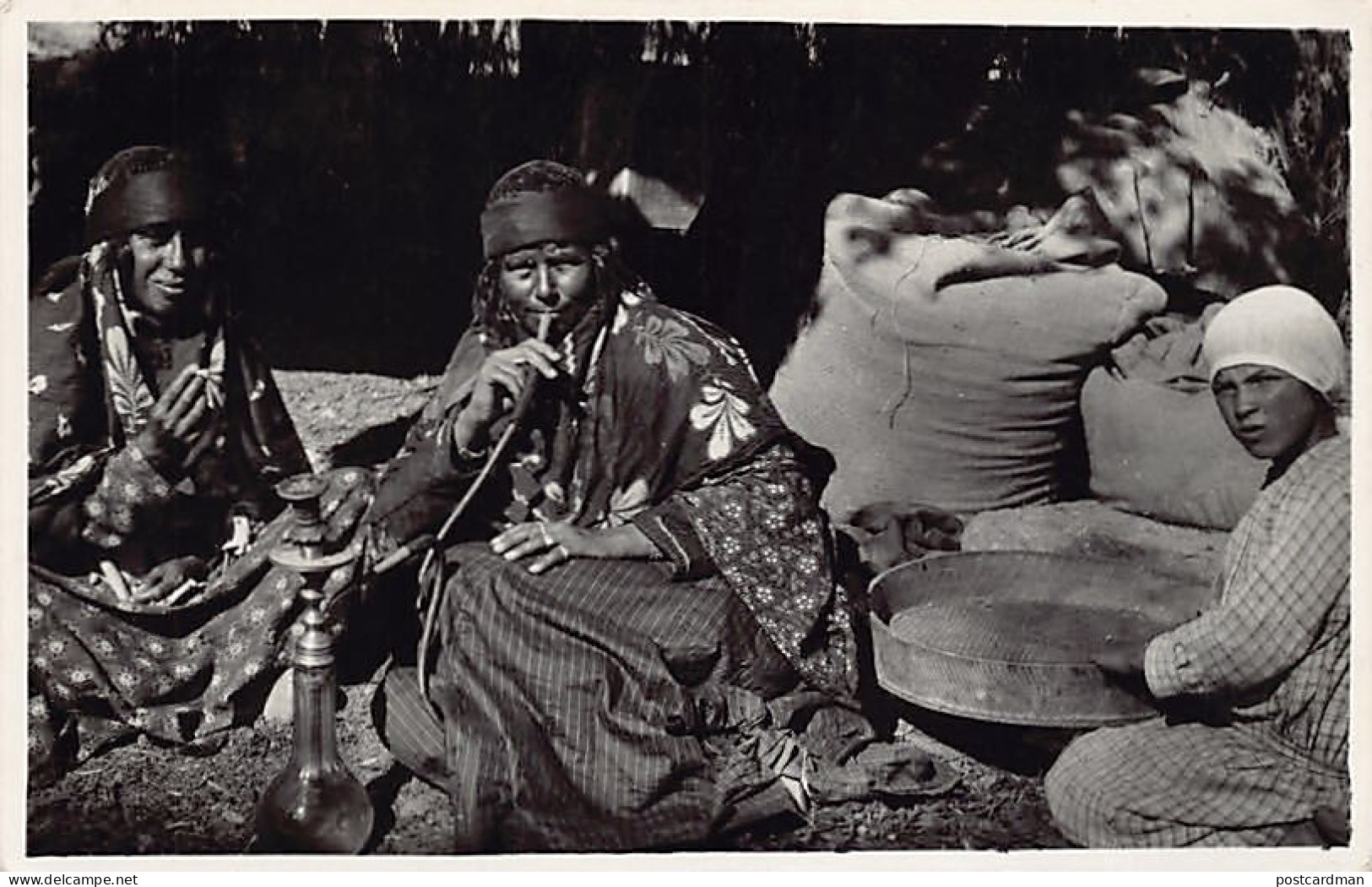 Syria - Women Smoking Hookah - REAL PHOTO - Publ. Unknown  - Siria