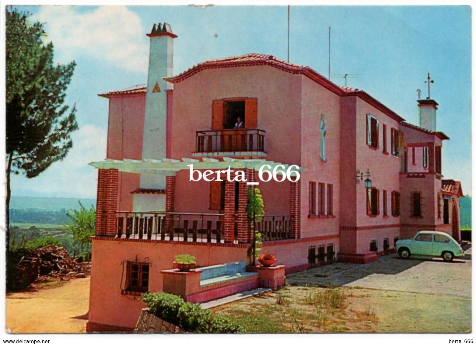 Hotel Pousada De Santo Antonio Serem Portugal Volkswagen Beetle - Hotels & Restaurants