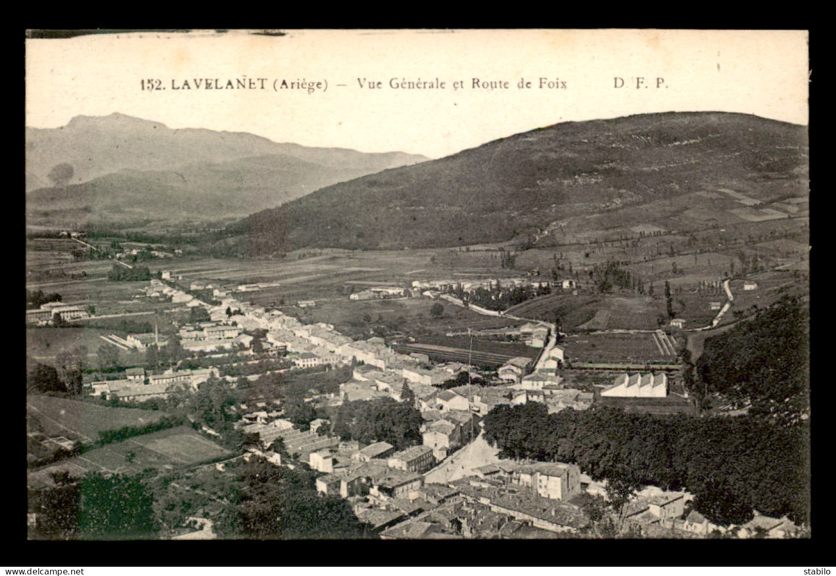 09 - LAVELANET - VUE GENERALE ET ROUTE DE FOIX - Lavelanet