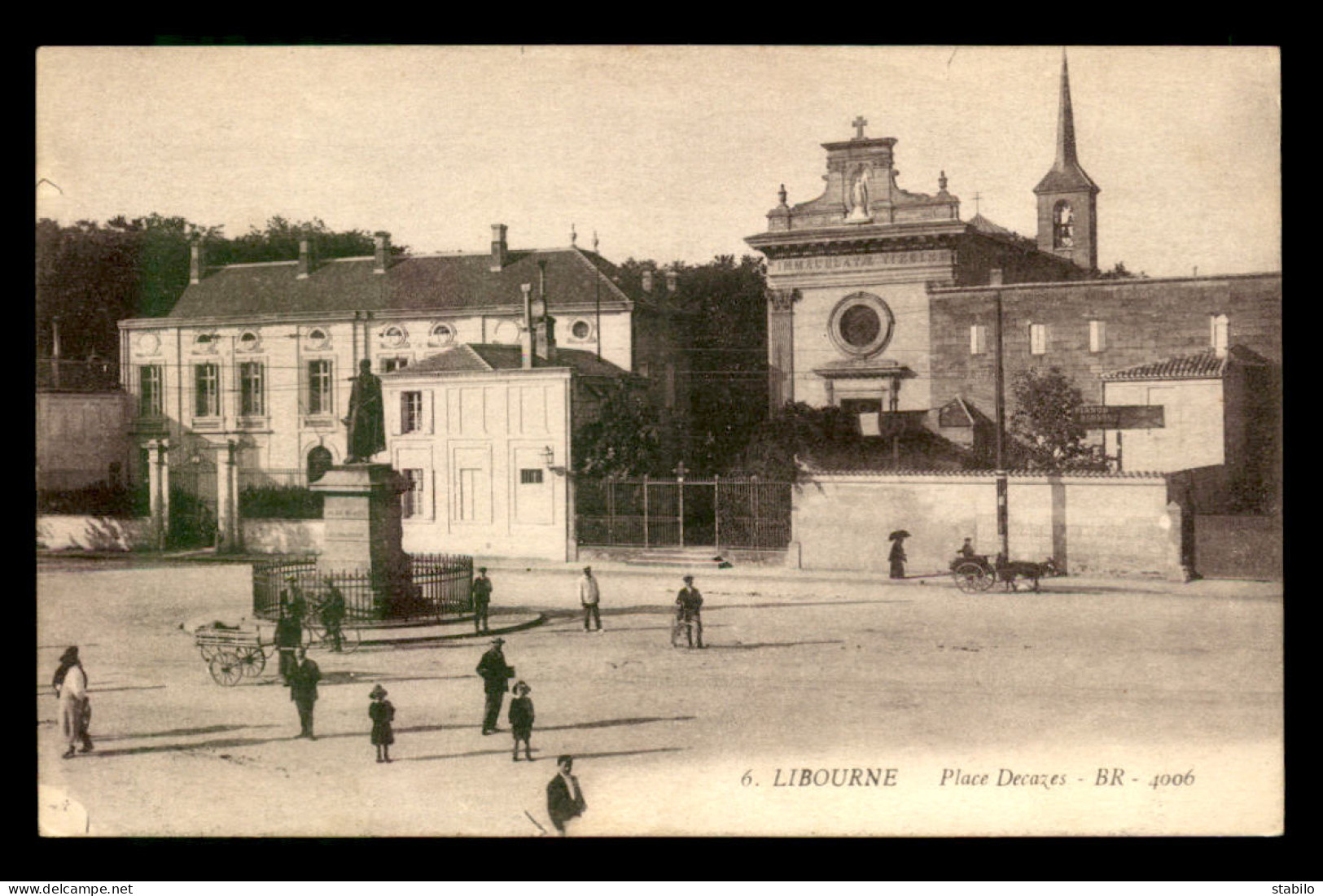 33 - LIBOURNE - PLACE DECAZES - Libourne