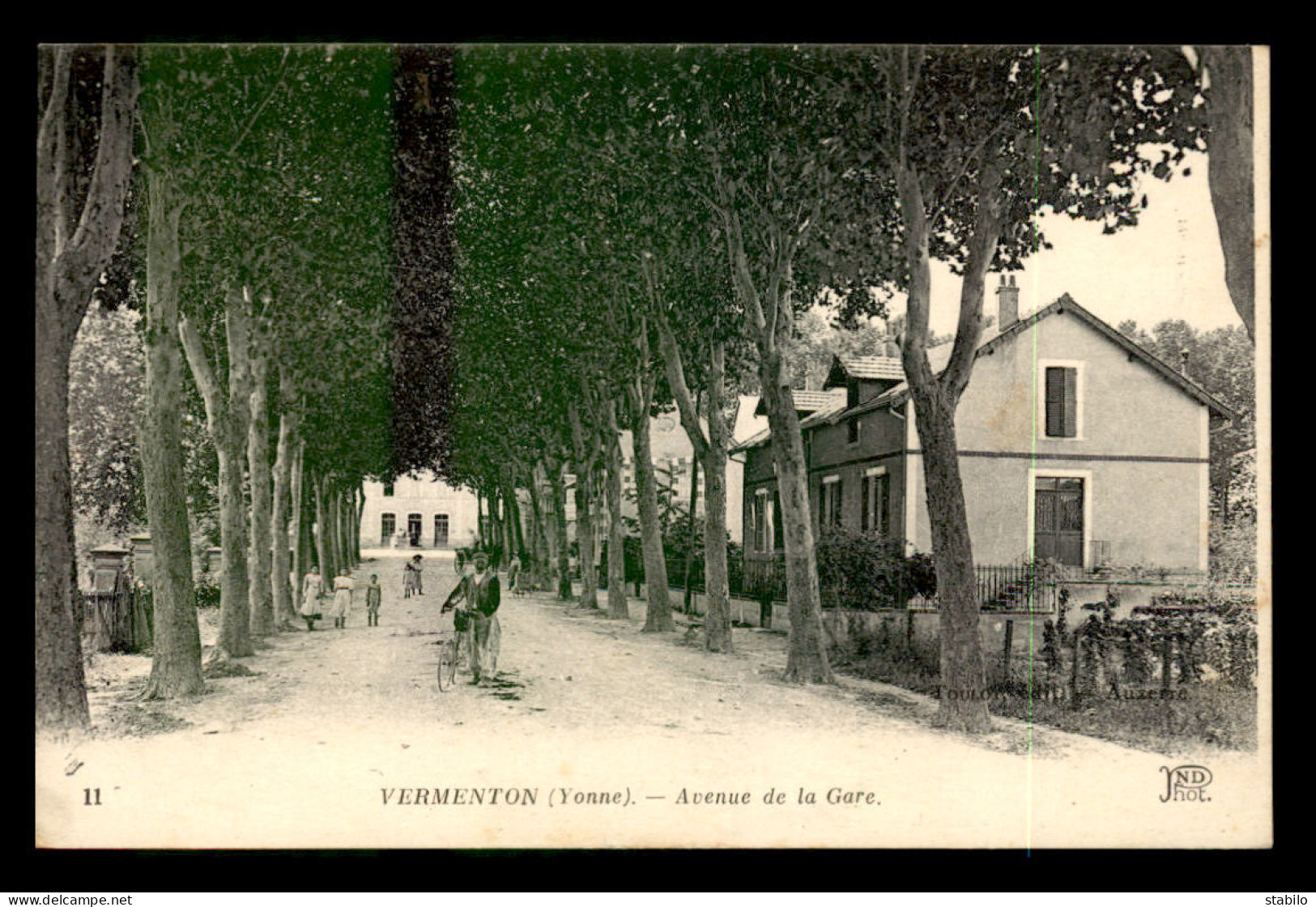 89 - VERMENTON - AVENUE DE LA GARE - Vermenton